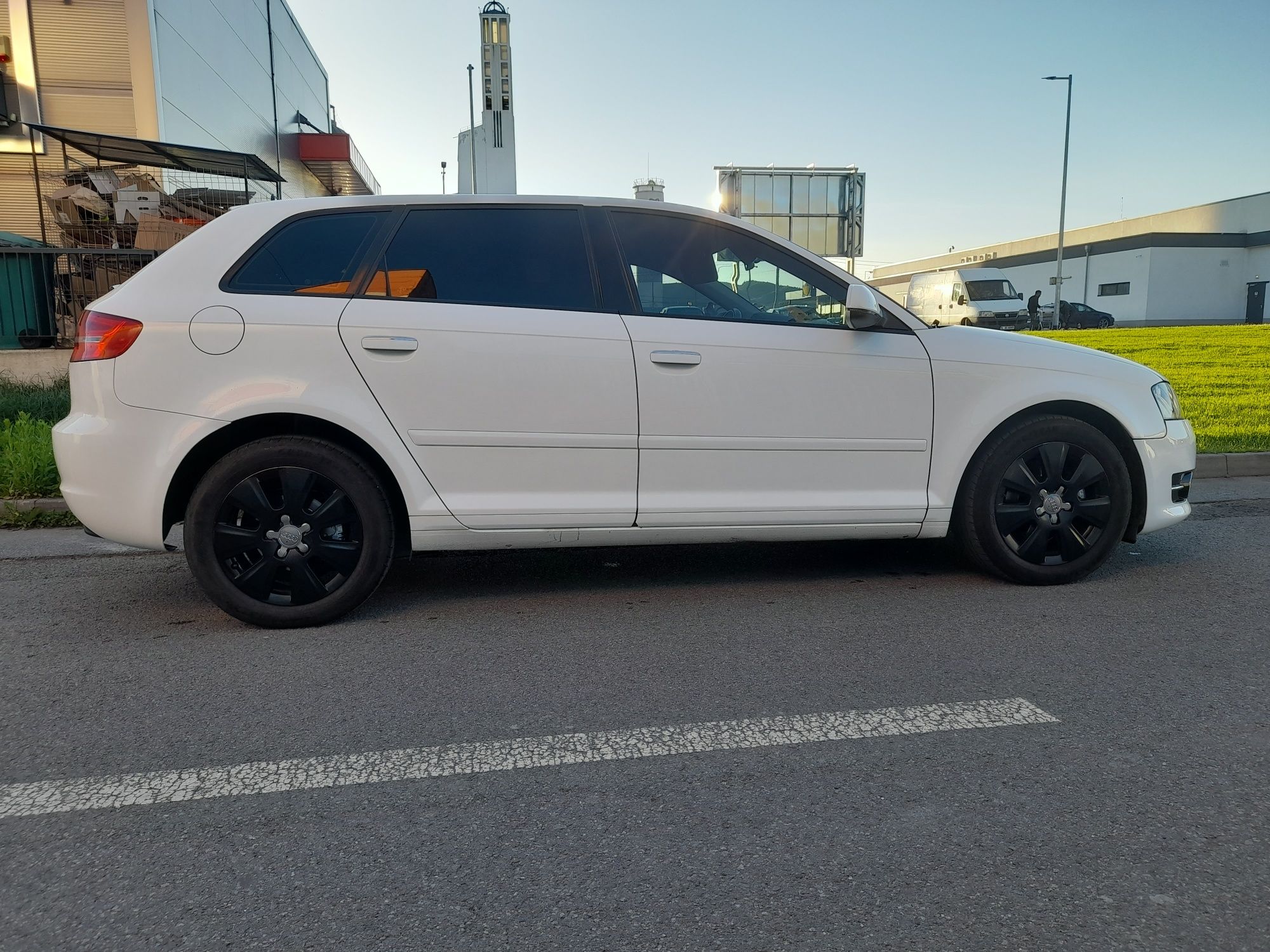 Audi A3  1.6 tdi Automat