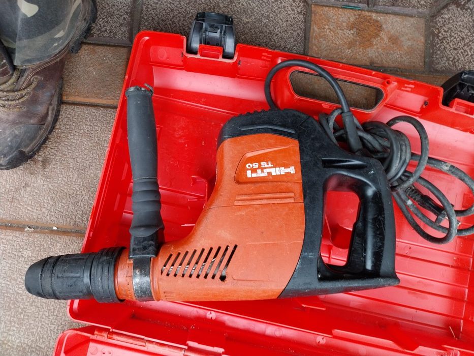 Rotopercutor HILTI TE  50 ca nou