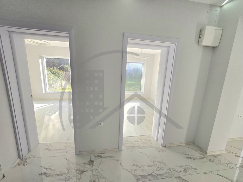 Продава се Етаж от къща в Добрич, Червената пръст - 100 кв.м за 1530 €/кв.м - Снимка #5