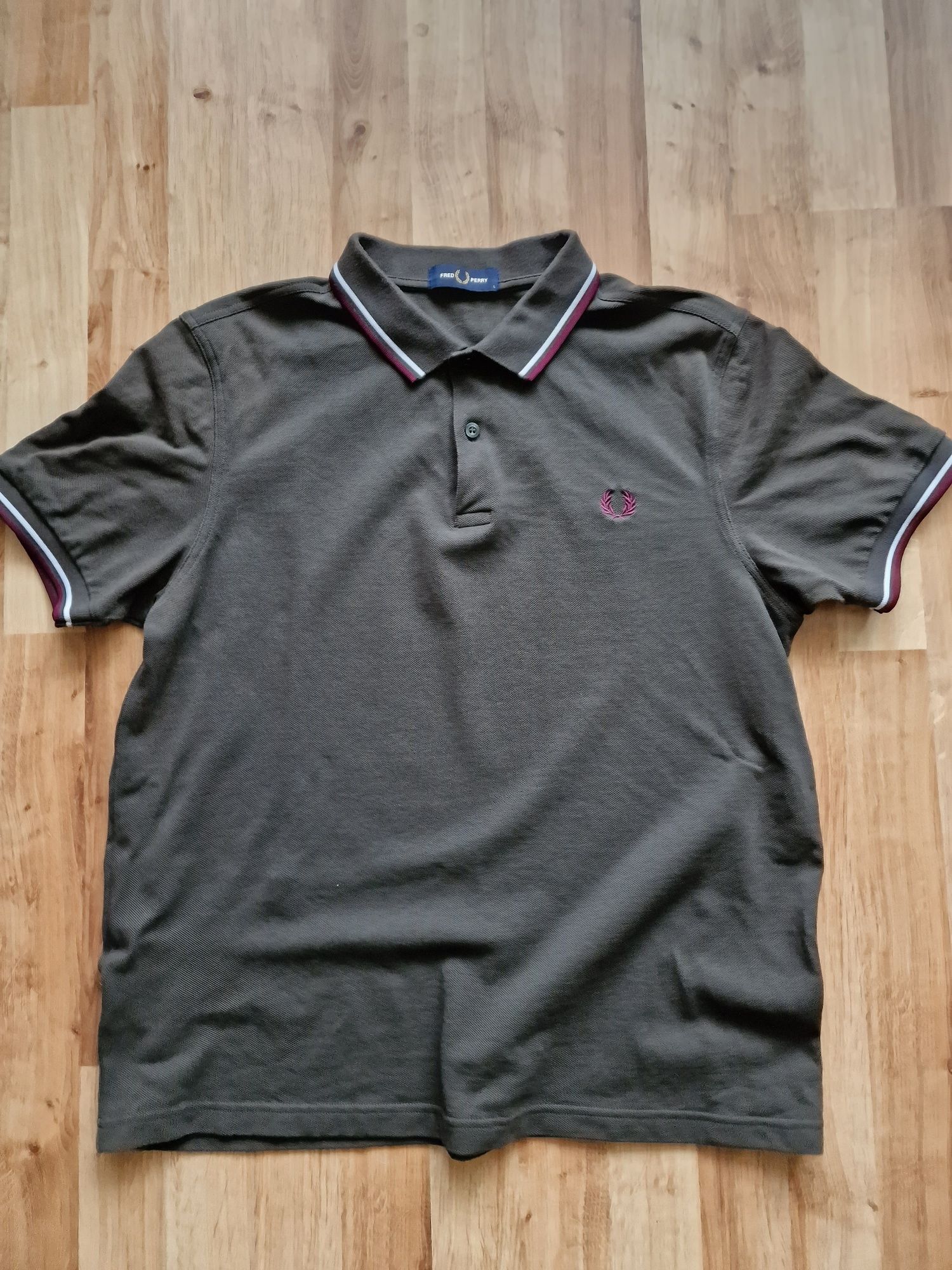 Поло тениска Fred Perry