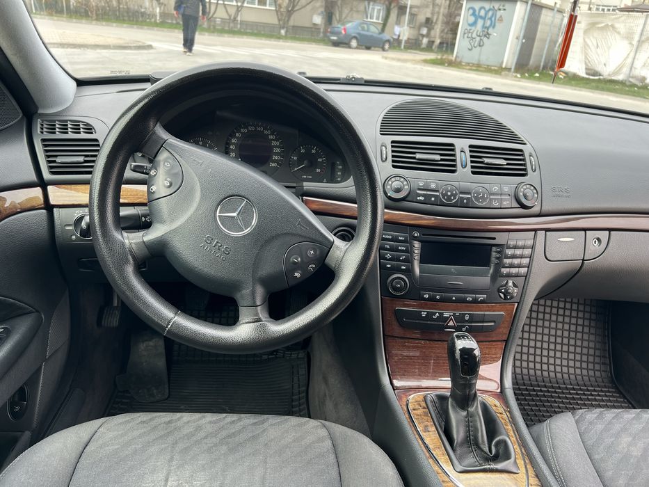 Mercedes E class