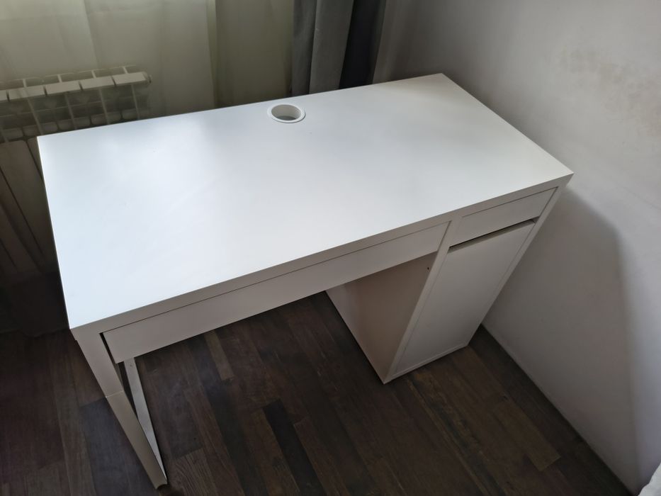 Бюро за компютър Micke IKEA