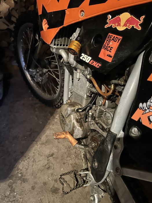 KTM 250 EXC 4T | Cu pornire la buton | Investiție recentă 500 EUR