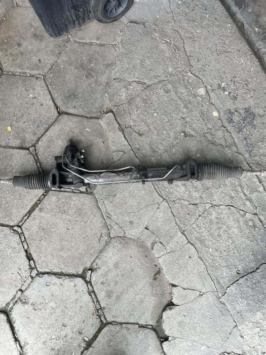 Хидравлична рейка за ауди а5 имам и други части за ауди а5 купе