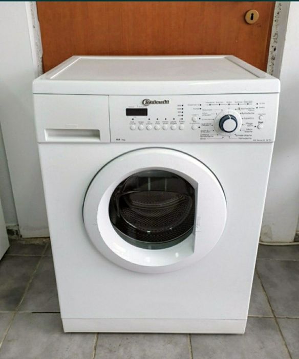 LICHIDARE DE STOC. Masină de spălat rufe automată Whirlpool. Wp 506442