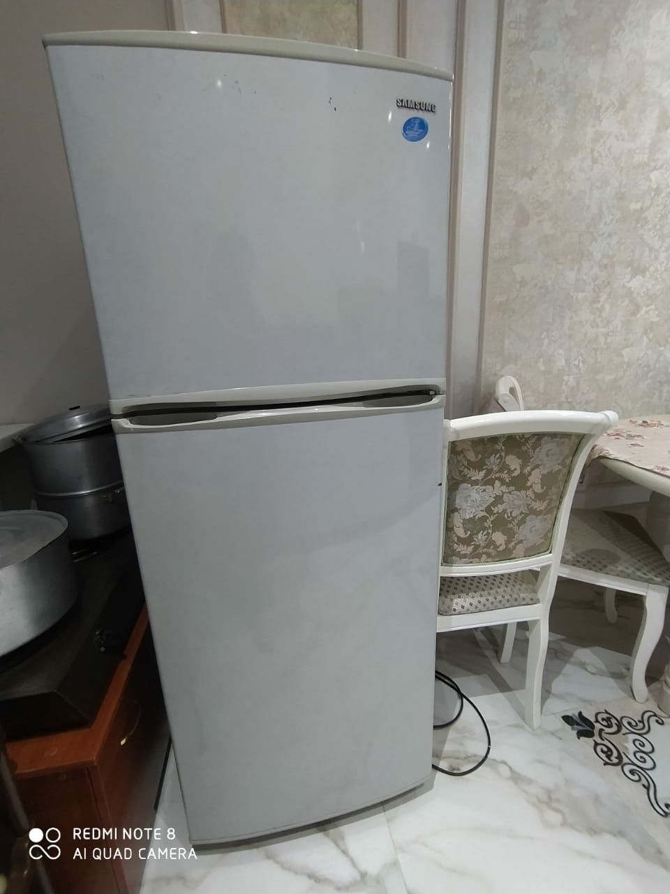Холодильник"Самсунг"