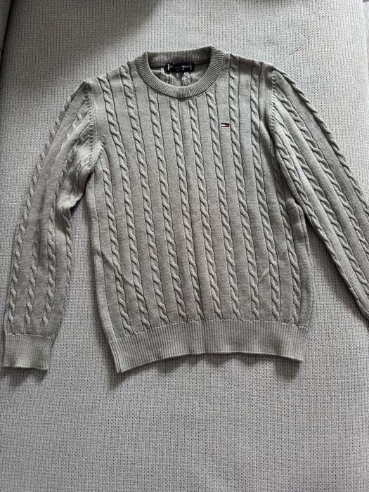 Pulover Tommy marimea 110-116