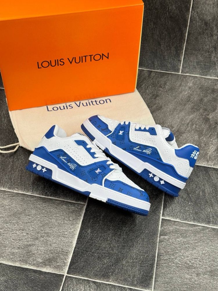 Adidasi Louis Vuitton noi