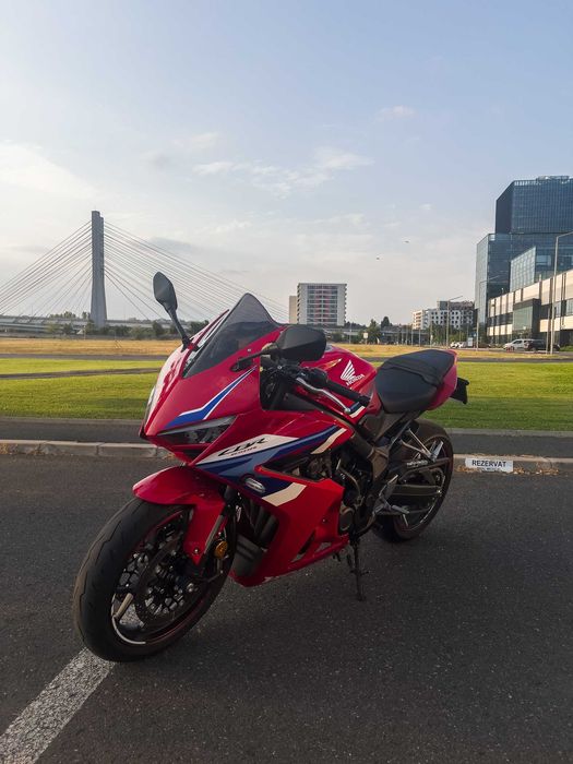Honda CBR650R 2024 – 18.000 km | TVA deductibil! | 4 ani garantie