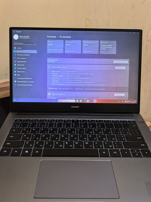 Ультрабук Huawei Core i3-10110