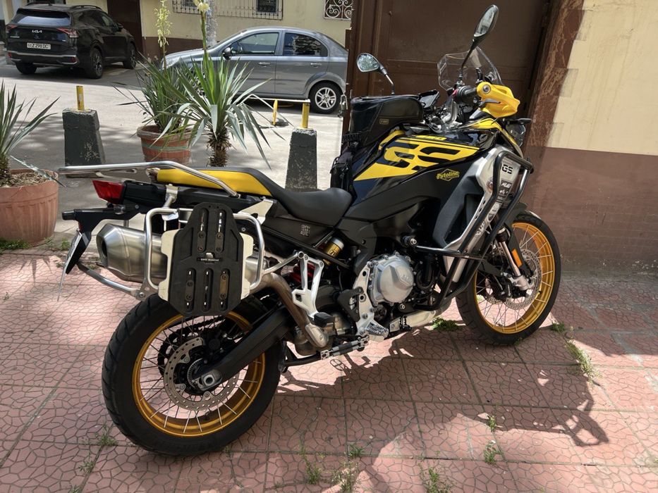 BMW F850GS adventure 40 years anniversary edition