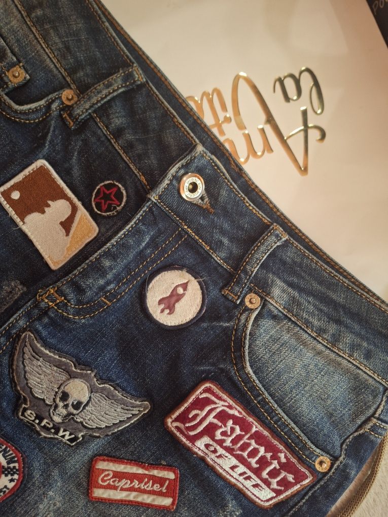 Поличка Denim  високо качествена изработка