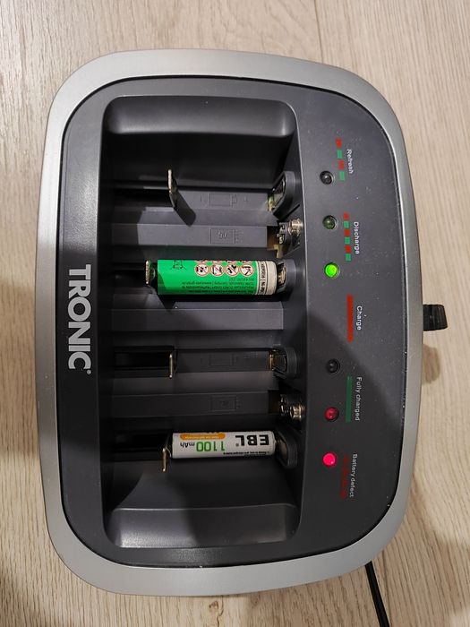 Универсално зарядно устройство Tronic TLG 500 B1