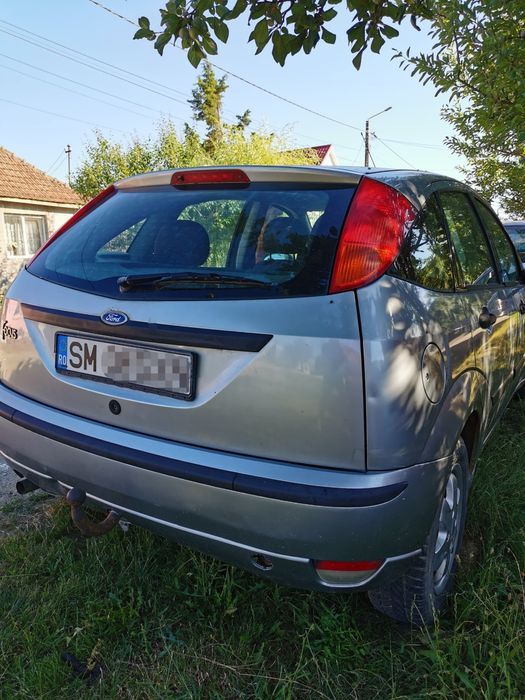 Ford Focus 1.6 benzină