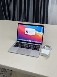 MacBook Pro 13 2016 ssd 256gb идеальном состоянии макбук про ноутбук
