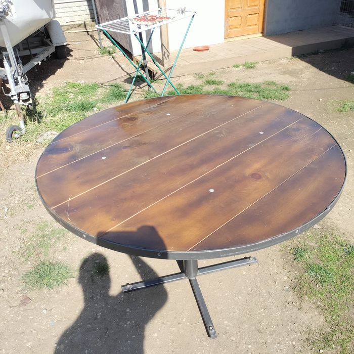 Masa demontabila pentru curte