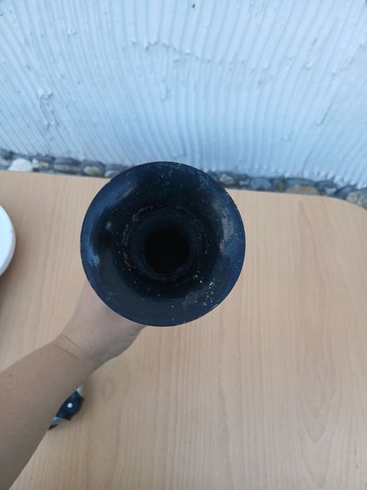 Бронзова ваза с гравюри цена 45лв