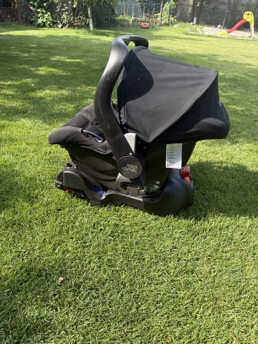 Carucior Emmaljunga (sport+ landou), isofix Romer Britax + scaun auto