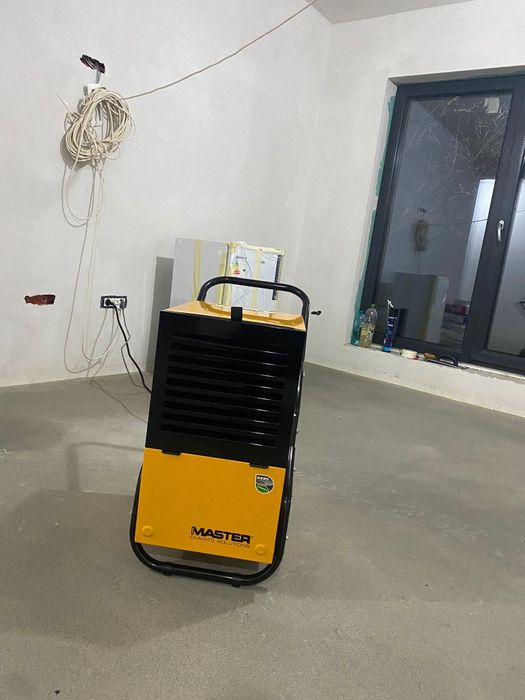 Inchiriez Dezumidificator Profesional MASTER Bucuresti Ilfov