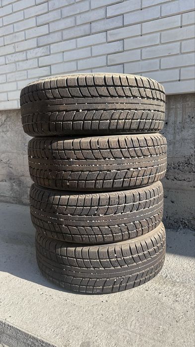 Р 215 /60/ 16       зимний      шина