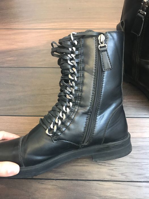 Черни ботуши/боти със синджири