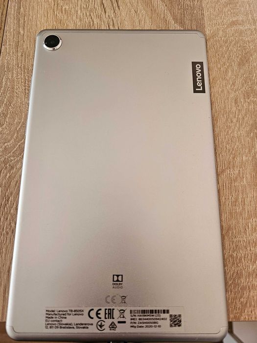 Таблет Lenovo Tab M8 - Като нов