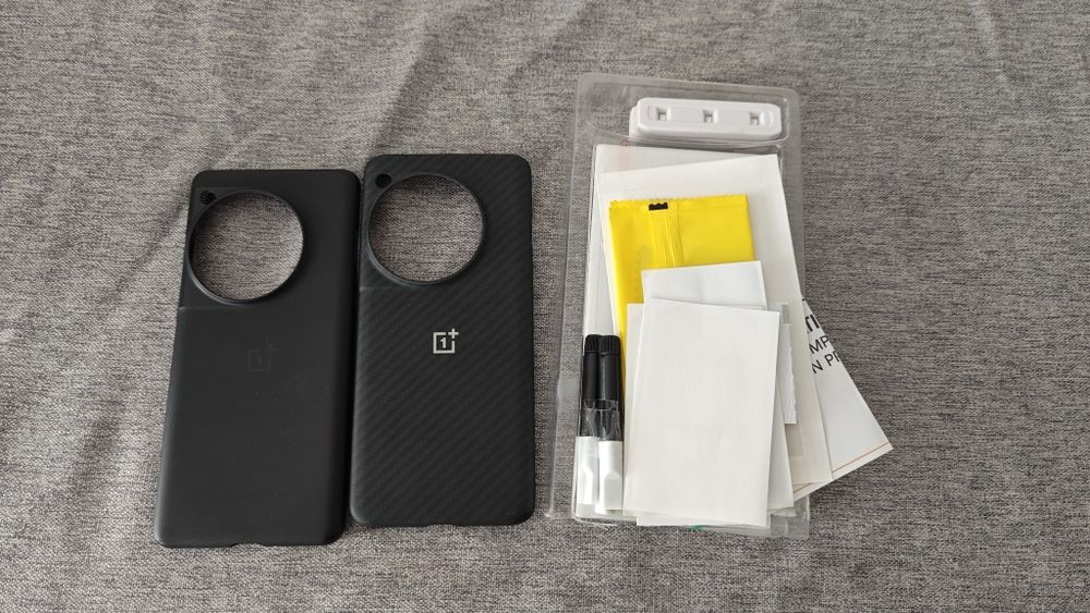 Кейсове и протектори OnePlus 12