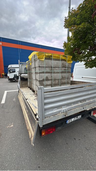 Transport agregate , marfa , moloz etc.