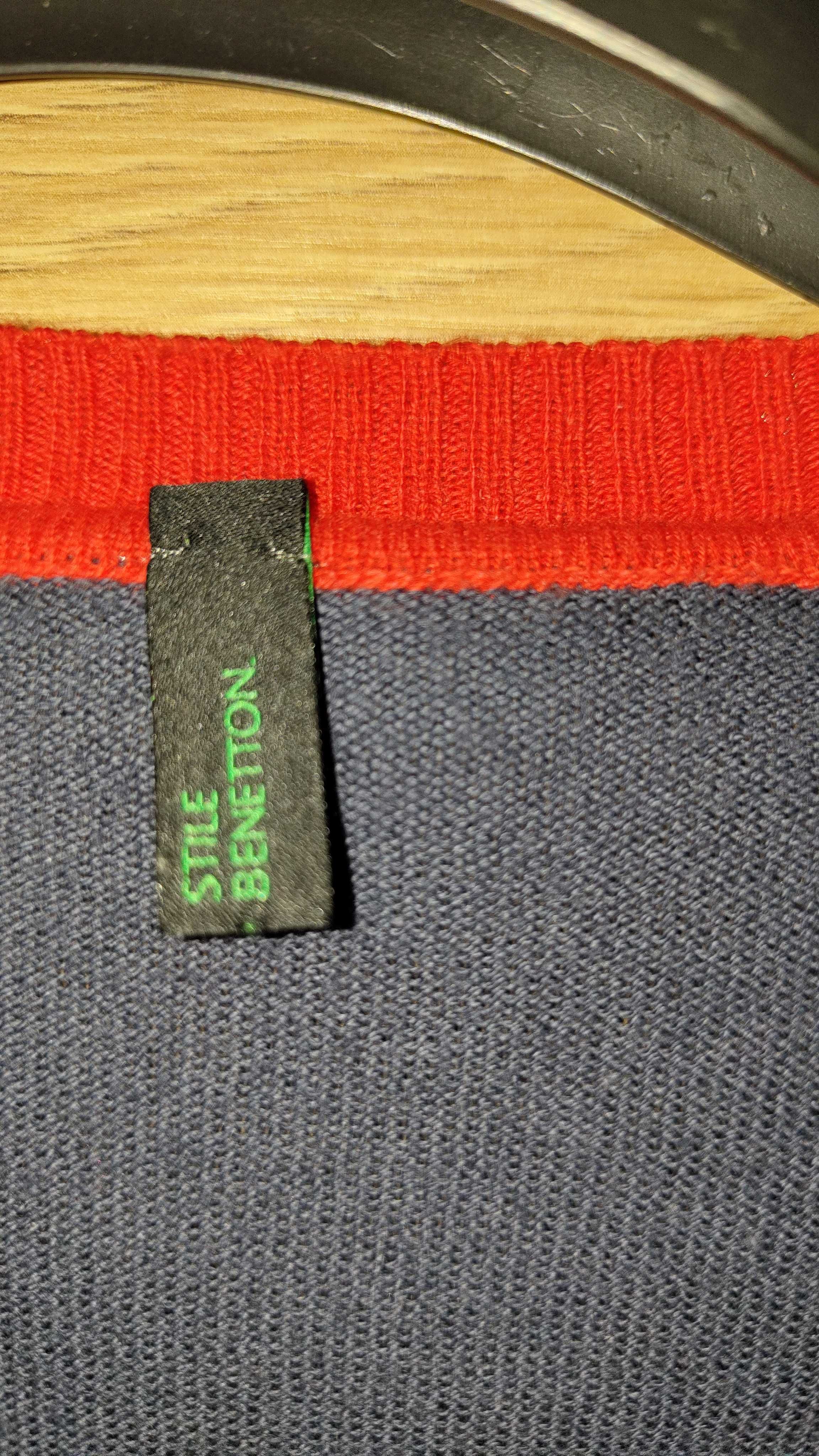 Benetton жилетка, размер Л. Отлично състояние.
