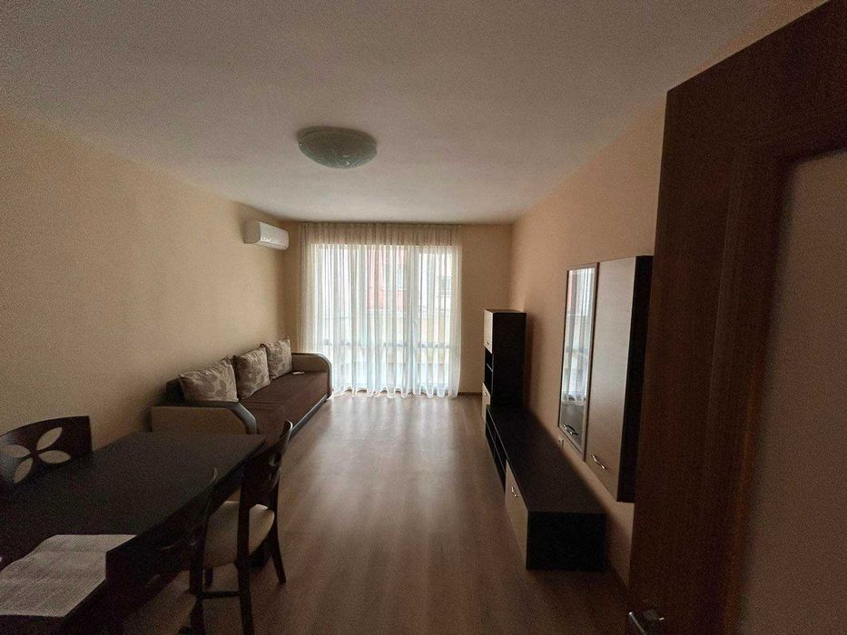 Дава се под наем Тристаен апартамент в Бургас, Възраждане - 73 кв.м за 375 € - Снимка #1