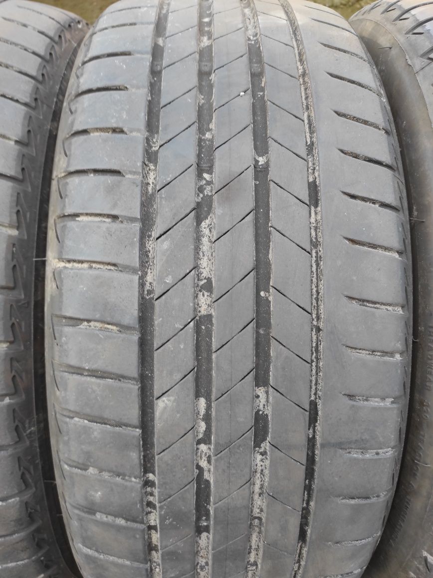 225/50/17 Bridgestone