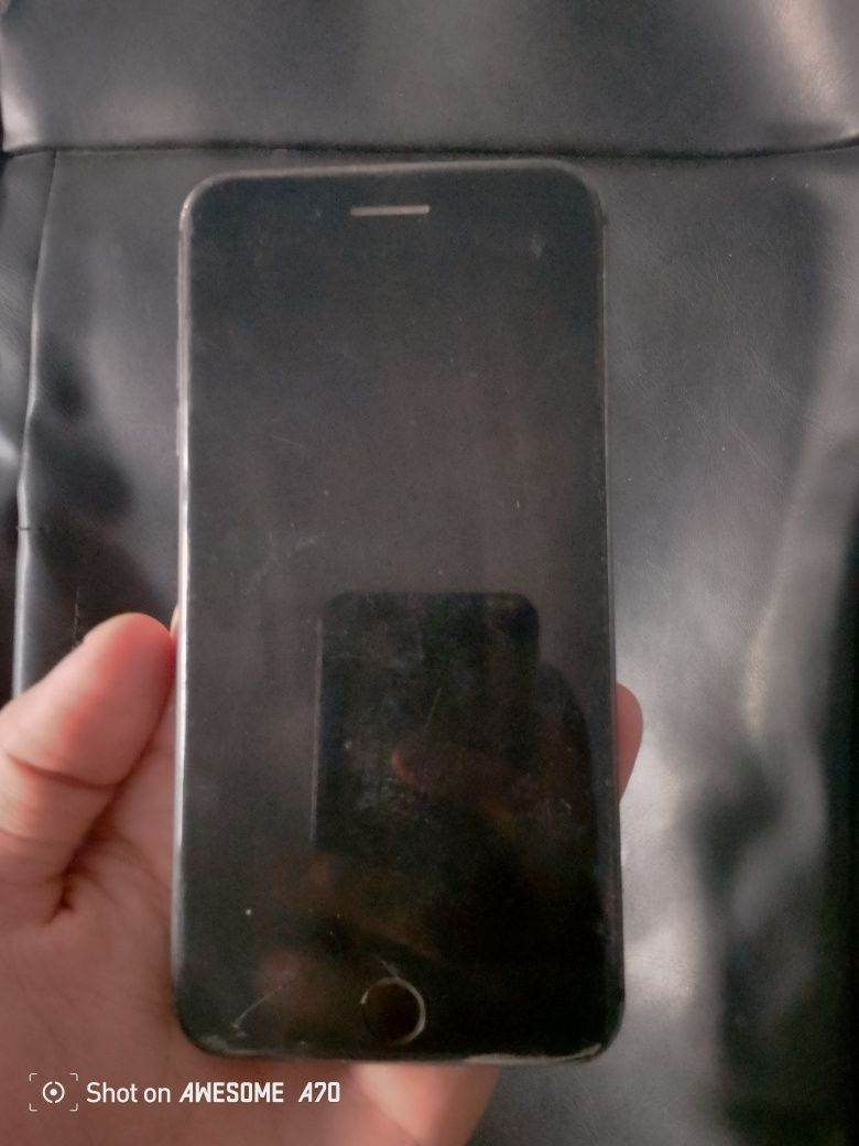 iPhone 8plus sotiladi
