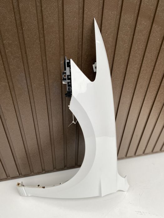 Aripa st fata vw Passat B8 LC9A  cu suporti si bandou 2015-2020