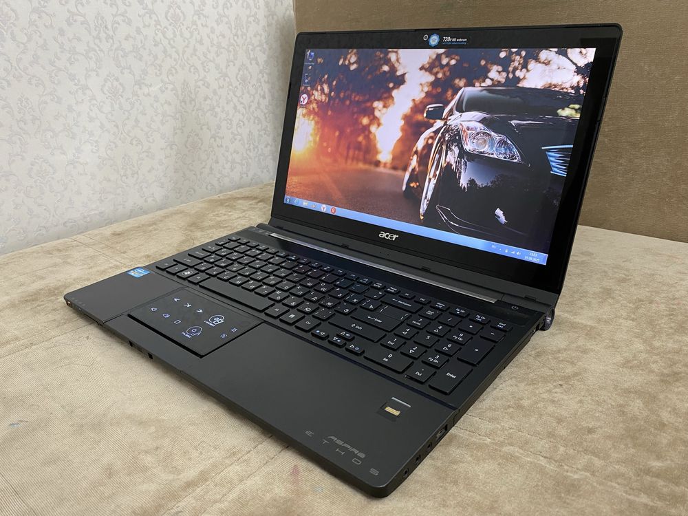 Мощный ноутбук Acer, Core i7