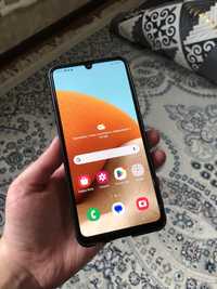 Продам Galaxy A32 4/64G в хорошем состянии все работает отлично все