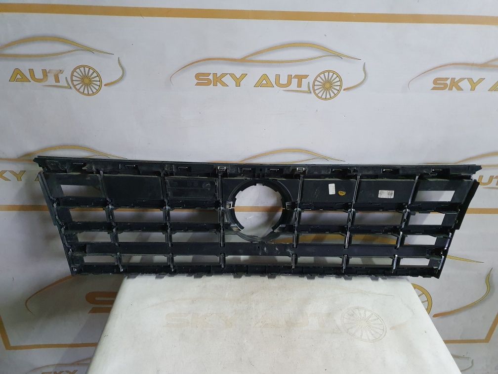 Grila radiator VW Touareg R Line dupa 2018