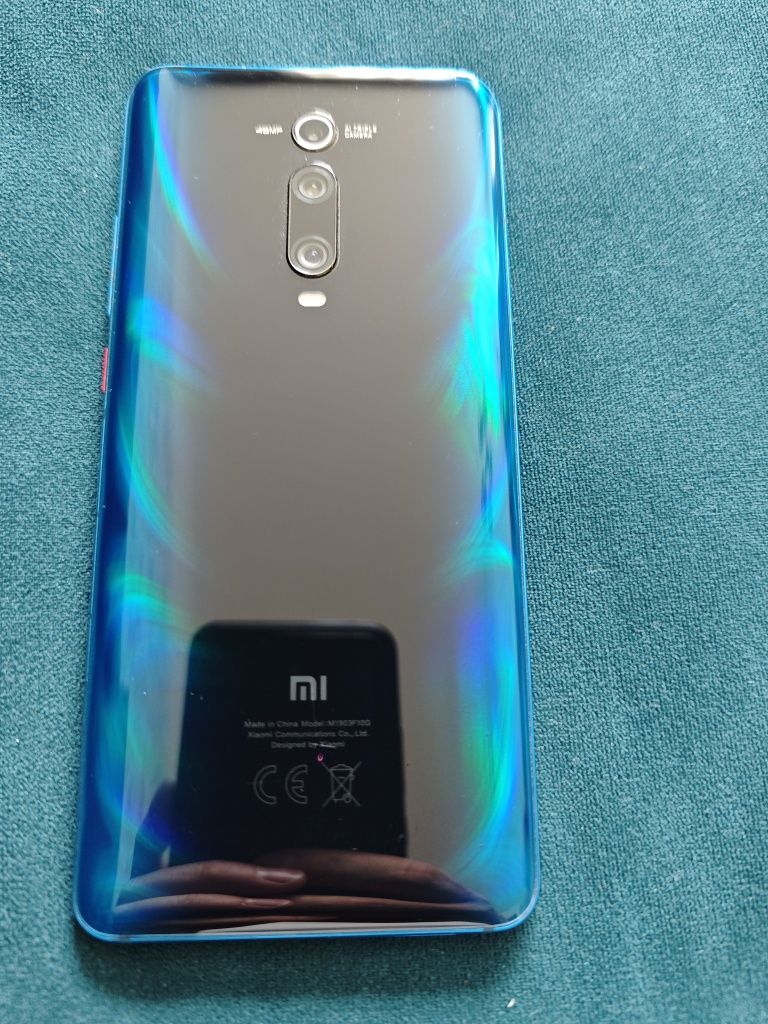 Xiaomi 9T в очень хорошем состоянии