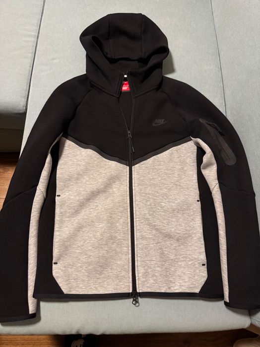 Nike Tech Fleece мъжко горнище с качулка, размер S