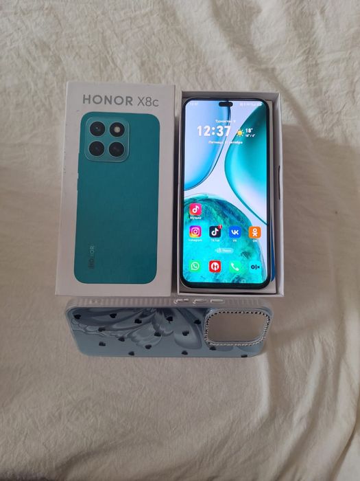 HonorX8c  телефон