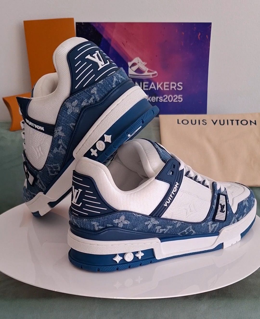 Adidasi Louis Vuitton