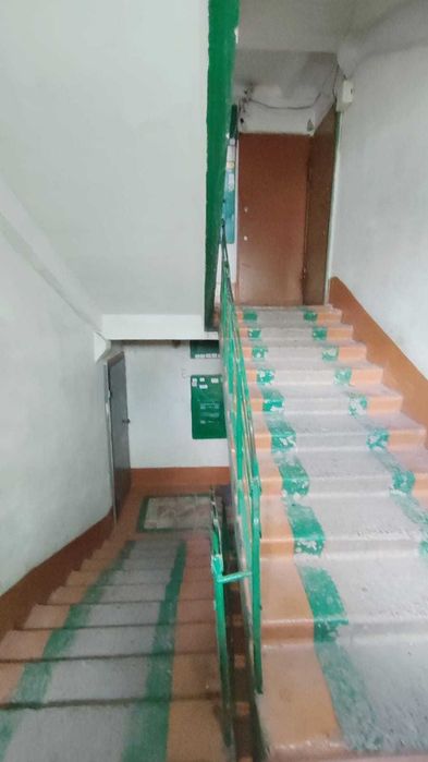 *Продам 2 комн квартиру 11 А мкр-н. Помощь в ипотеке.