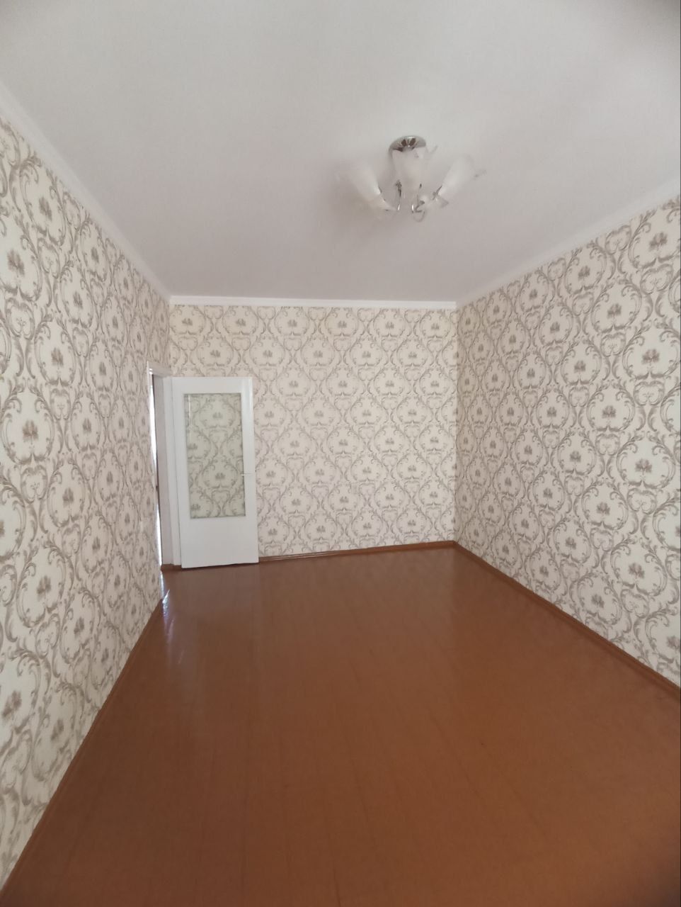 Astanofka Pochta 3 xonali uy arenda