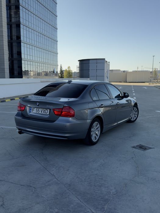 Bmw E90 320i 2009 EURO 5 170cai Bi-xenon Navi Mare