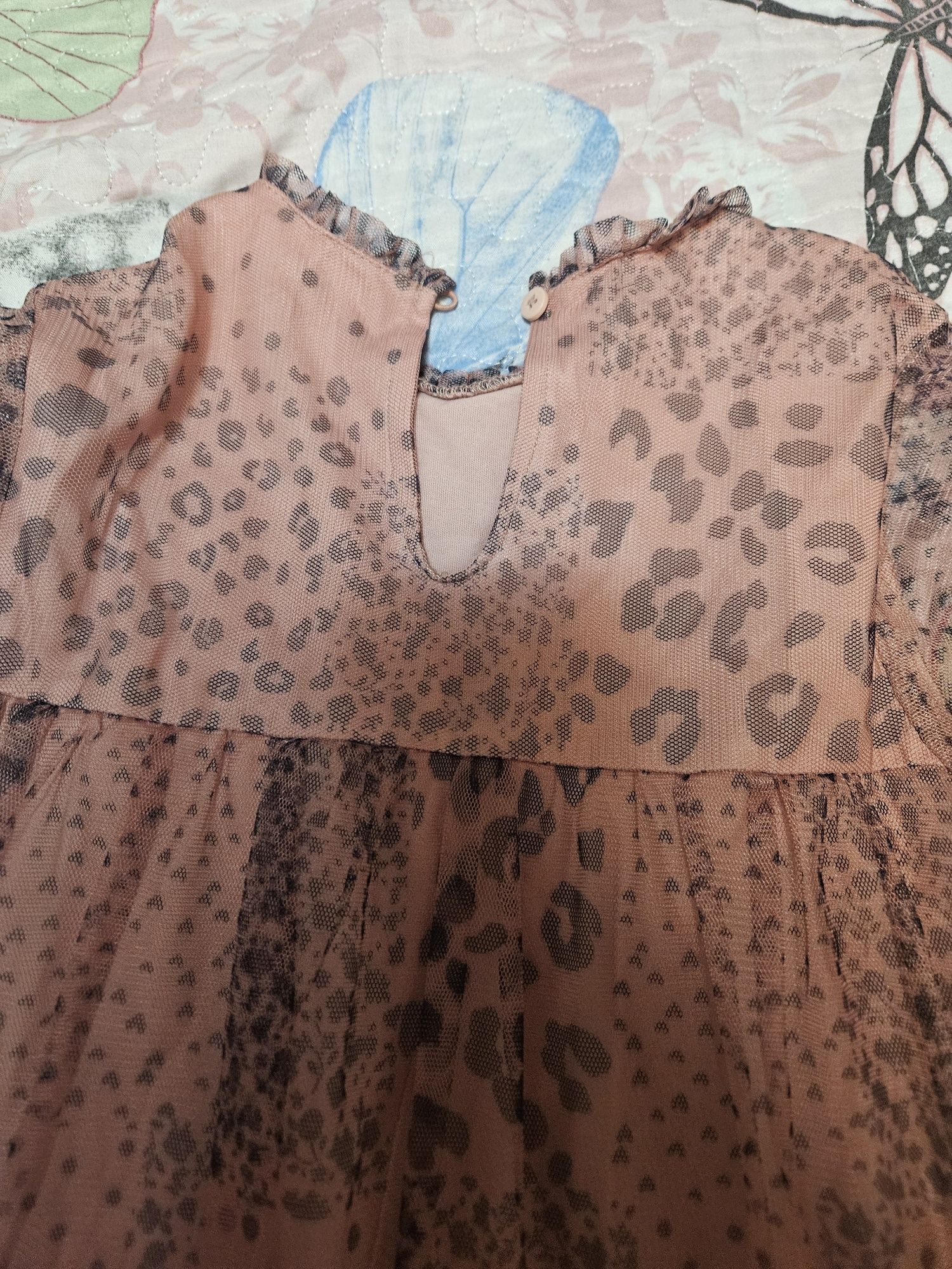 Rochie deosebită material calitate