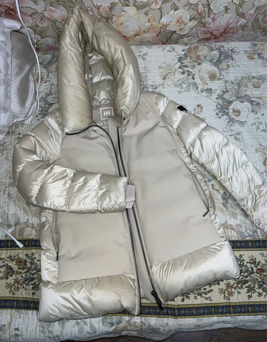 Продам пуховик Hetrego Италия