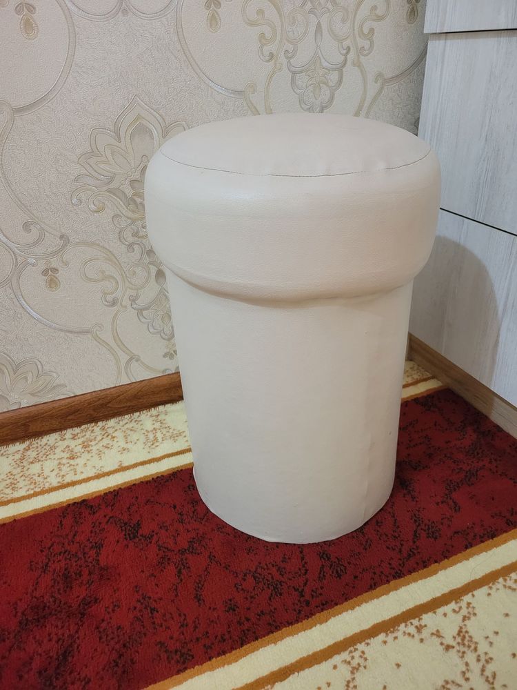 Спальный гарнитур и детский шкаф