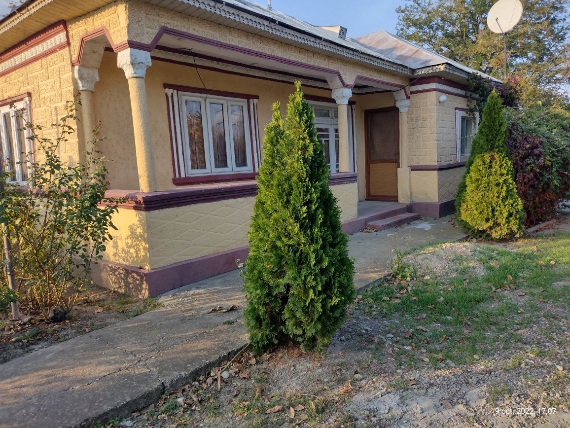 Casa locuibila de vanzare