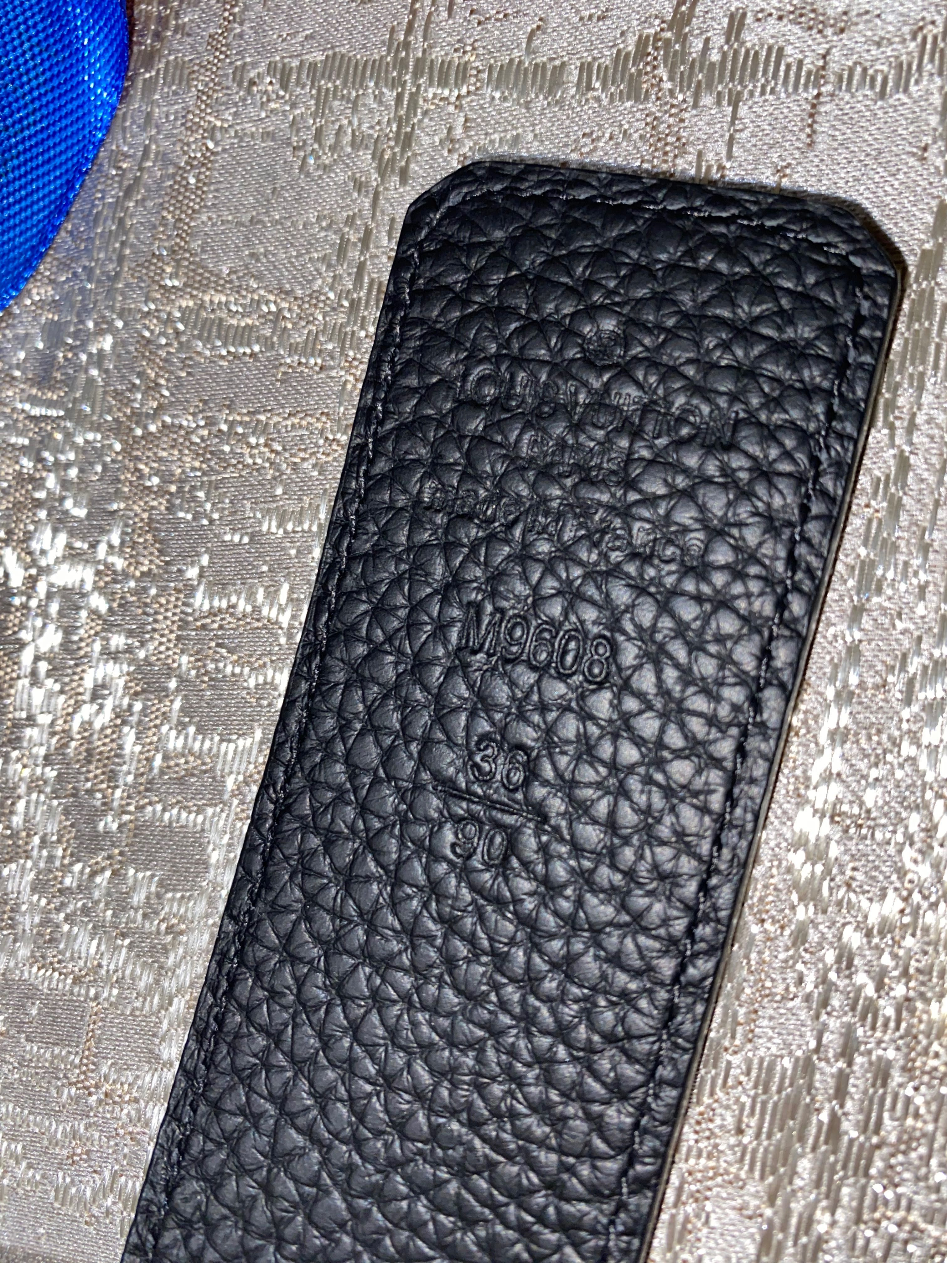 Колан Louis Vuitton