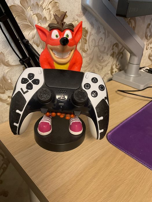Держатель Подставка под джойстик геймпад crash bandicoot