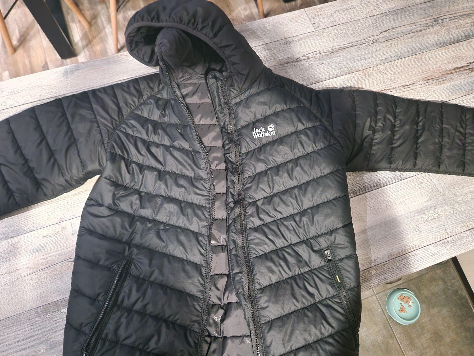 Яке Jack Wolfskin 152см, елек Бенетон